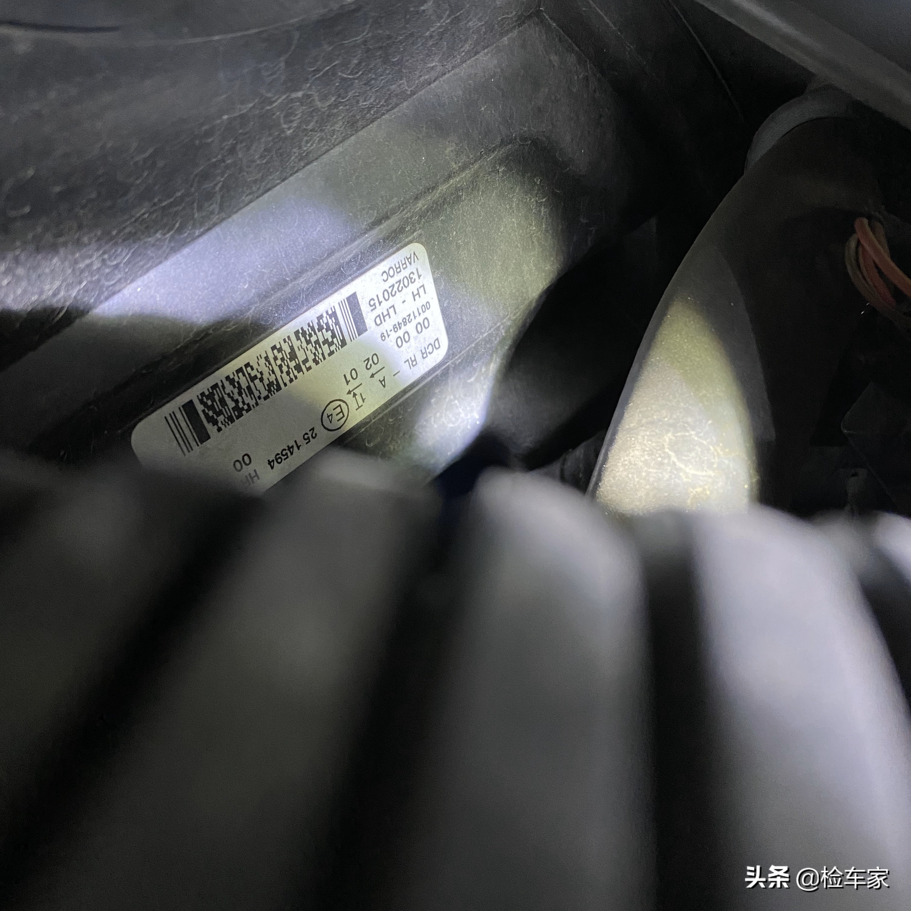 奢华轿跑，才开两万公里贬值130万，168万买台宾利欧陆GT划算吗？