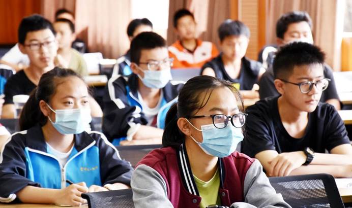 新高考“弊端”逐渐显现，学生选科成大问题，这些组合选择需谨慎