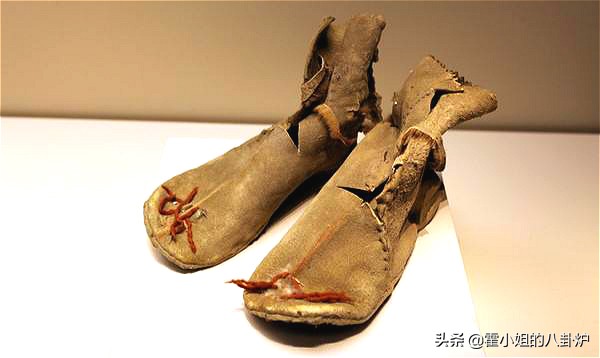 古人如履平地，其实并不容易，看看我们的祖先都用啥“裹脚皮”？