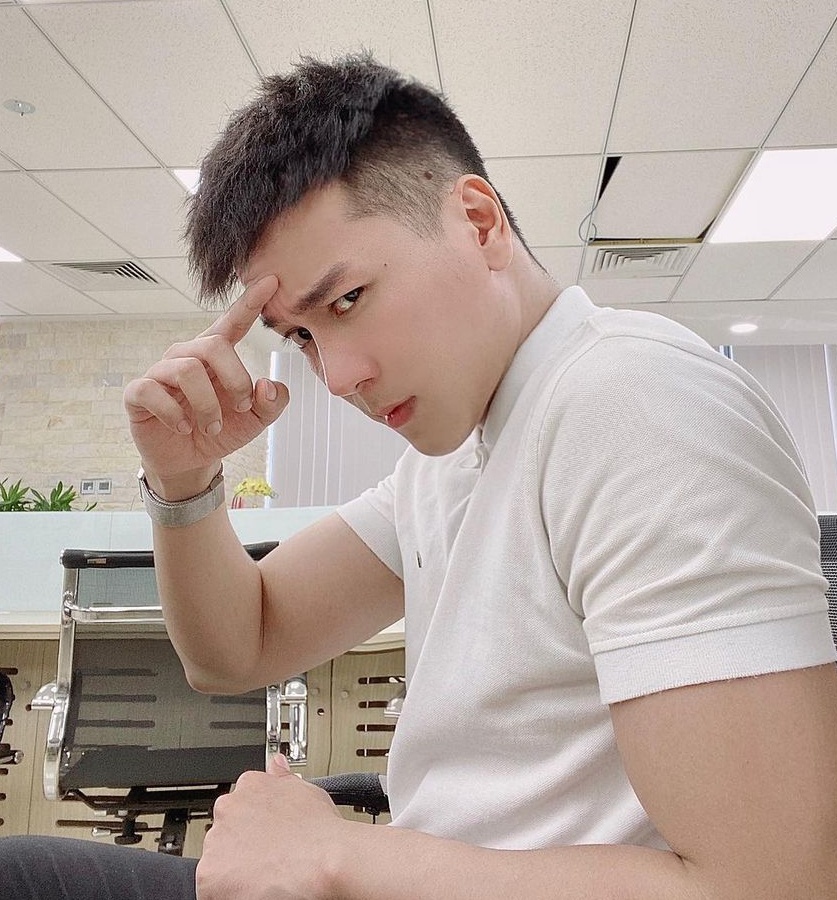 男生剪发型,少留"大背头"!这6款发型清爽潮流,更显阳光帅气