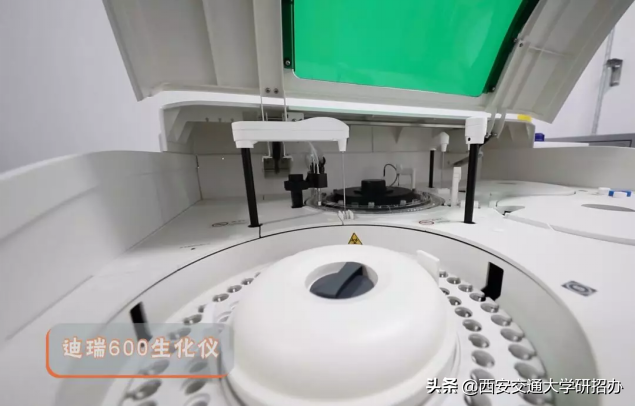 贴心！中国第一所没有