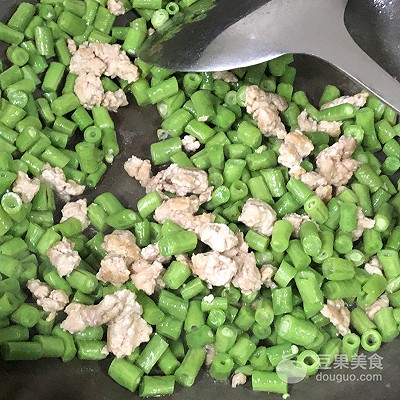 橄欖菜的做法,橄欖菜的做法 家常