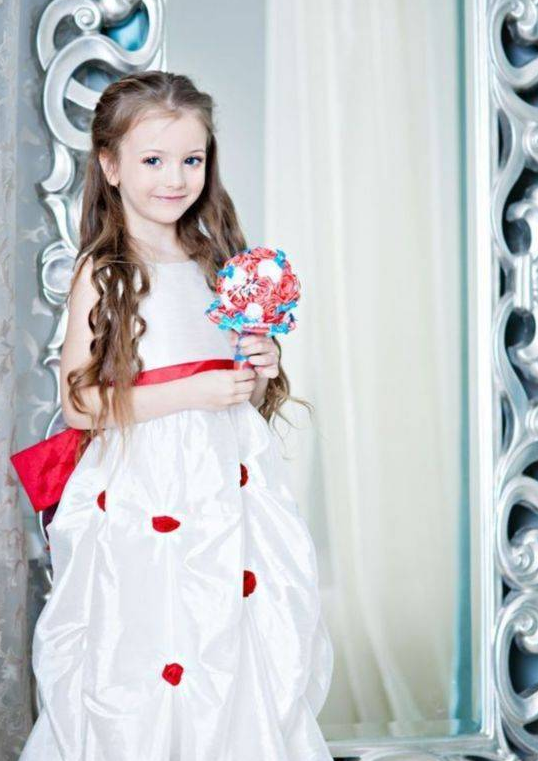 盘点全球还没长大就美翻世界的十个小女孩,俄罗斯占了五个