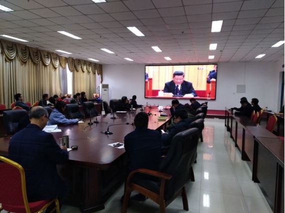 漯河医专组织各基层党组织集中收看庆祝改革开放40周年大会