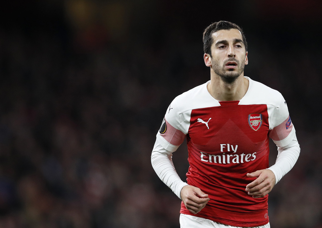 并计划将姆希塔良加入交易(评:桑切斯与姆希塔良互换