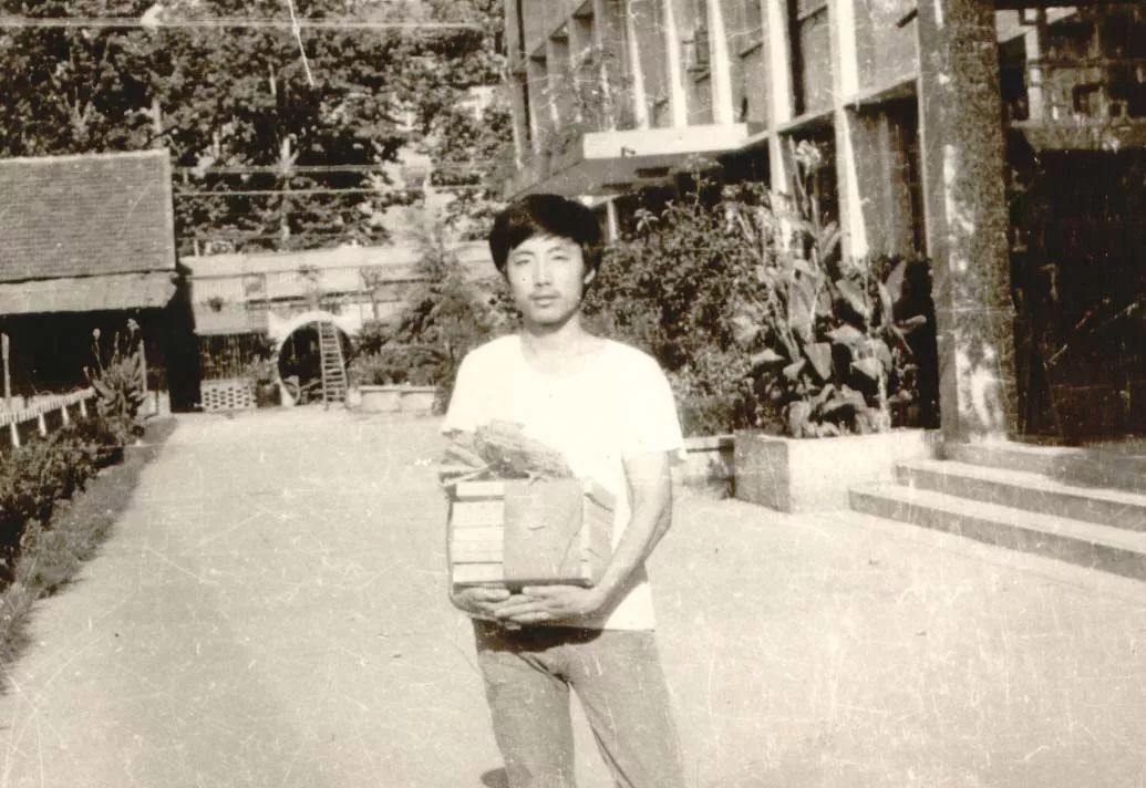 湖北最“富有”的老师！200万张学生照，羡煞网友