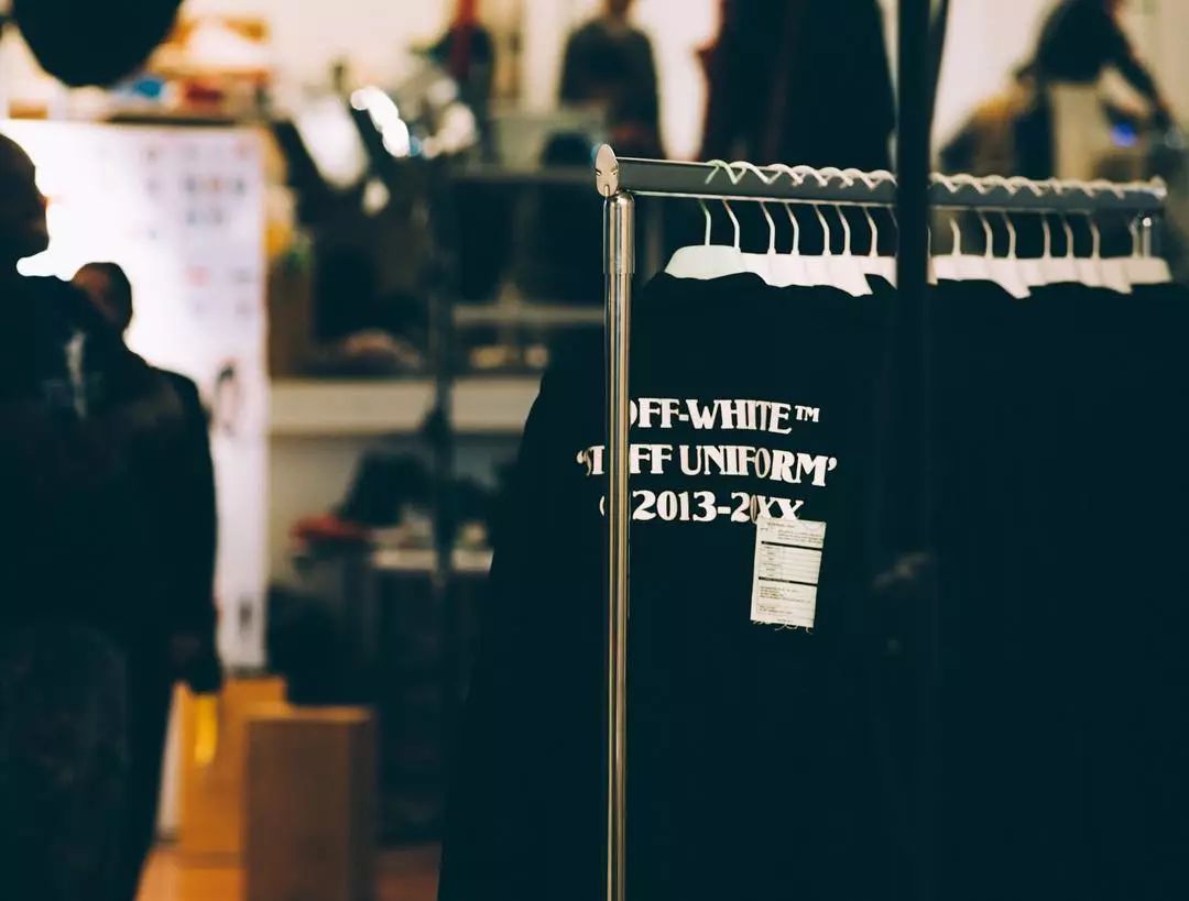 OFF-WHITE ™ 也能五折入手？错过这次又要再等一年！（内含福利）