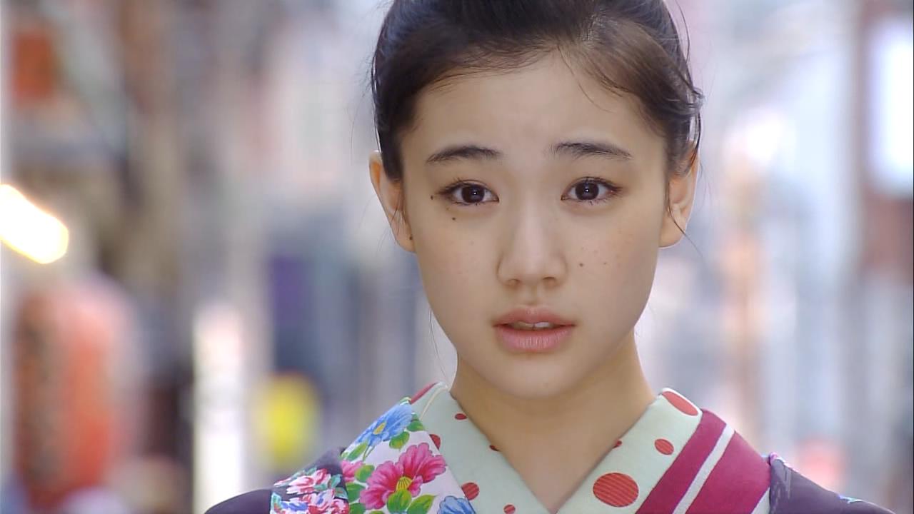 苍井优竟敌不过娃娃，《东京女子图鉴》导演新作很猎奇