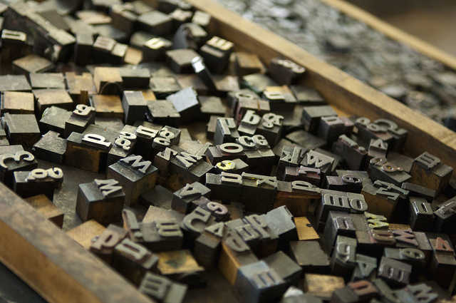 没粉没墨该如何打字？这回我们把字“烧”出来