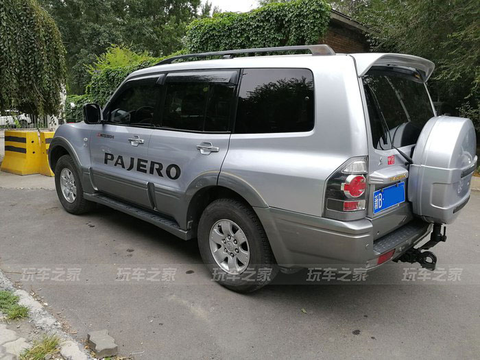 三菱帕杰罗V73改装轮毂 升高避震