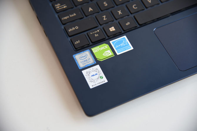 比A4纸还要小的13.3寸轻薄本 华硕灵耀Deluxe 13评测