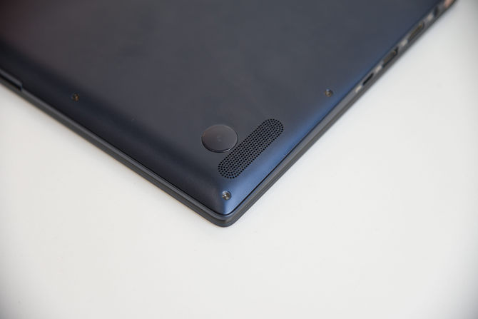 比A4纸还要小的13.3寸轻薄本 华硕灵耀Deluxe 13评测