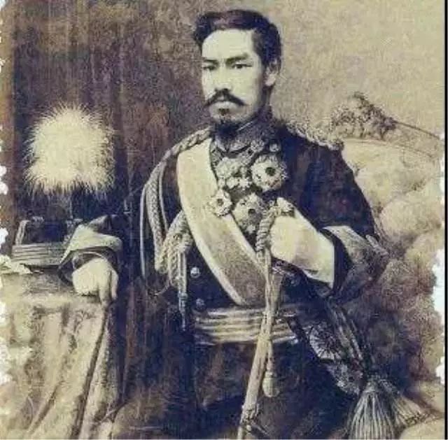 两个汉字，让1亿日本人很纠结！原因是1300多年前的中国......