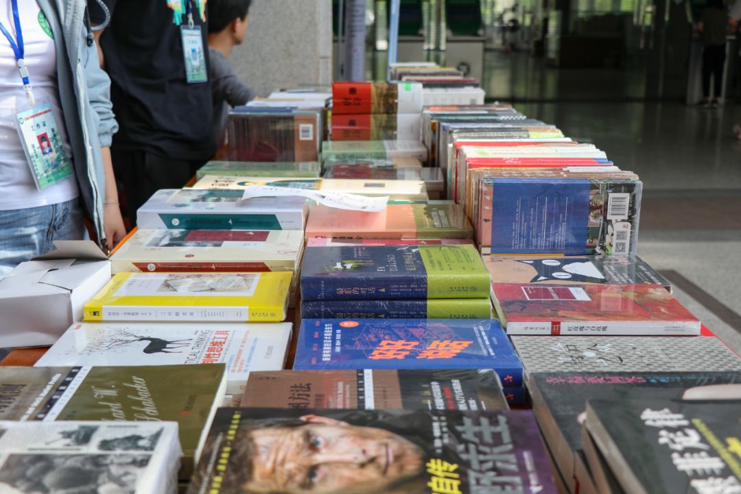 一起阅读打卡！来这里，享受书香时光