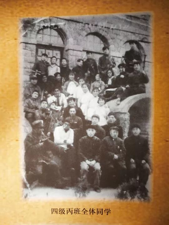 关键词：枣庄师范，百年老校，青春记忆