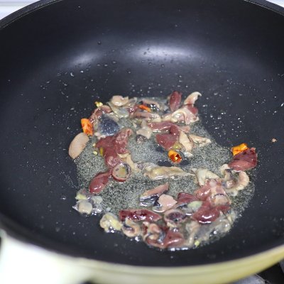 烏雞湯的做法大全,烏雞湯的做法大全補(bǔ)血補(bǔ)氣
