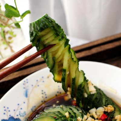 蓑衣黃瓜,蓑衣黃瓜的制作方法