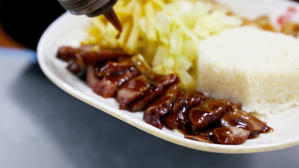 一年学费8W+的大学，吃什么？