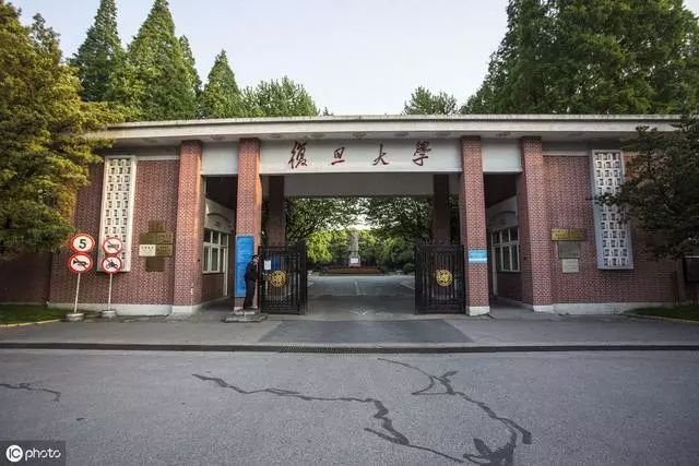 QS发布排行榜，中国人民大学位列中国高校第四……