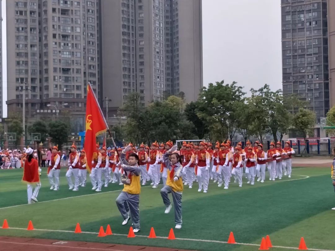 隆昌市渔箭小学篮球比赛多少名(甜城少先队︱风采展（第一期）)