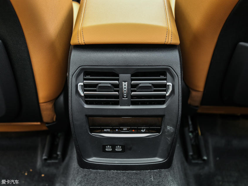 实拍全新宝马3系“真香”两个字已经不够用了