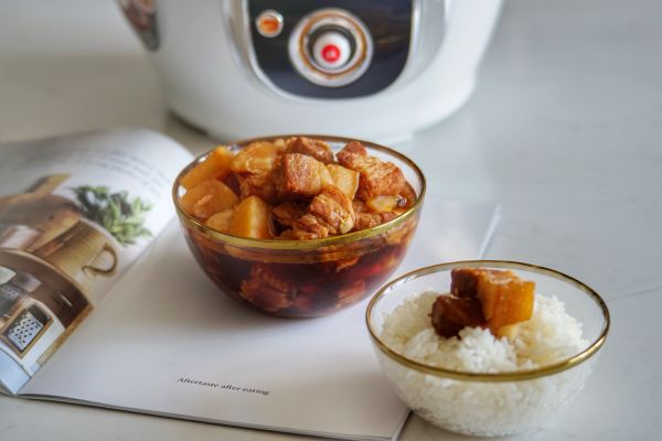 紅燒肉燉土豆,紅燒肉燉土豆的做法
