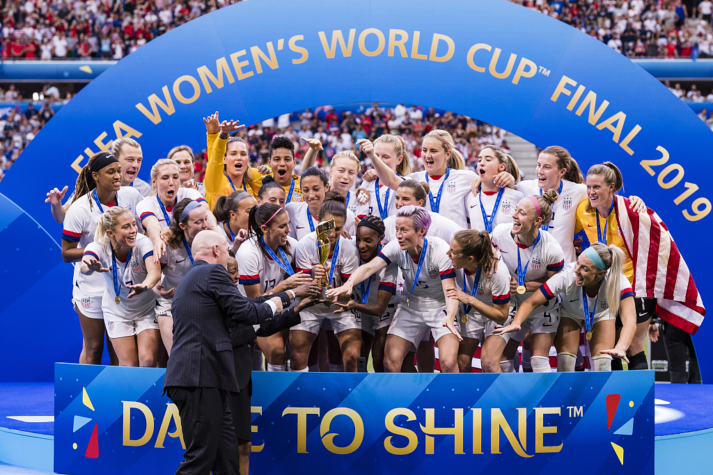 女足世界杯为什么不是32支(FIFA：2023年女足世界杯收到四份申请，明年6月决定主办国)