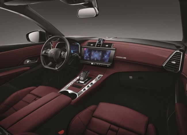 2020款谛艾仕DS 7上市 售20.89-31.99万
