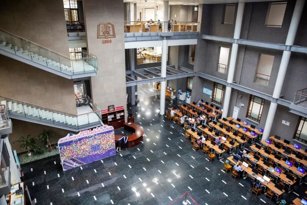 北京最美图书馆大比拼！C位出道的是？