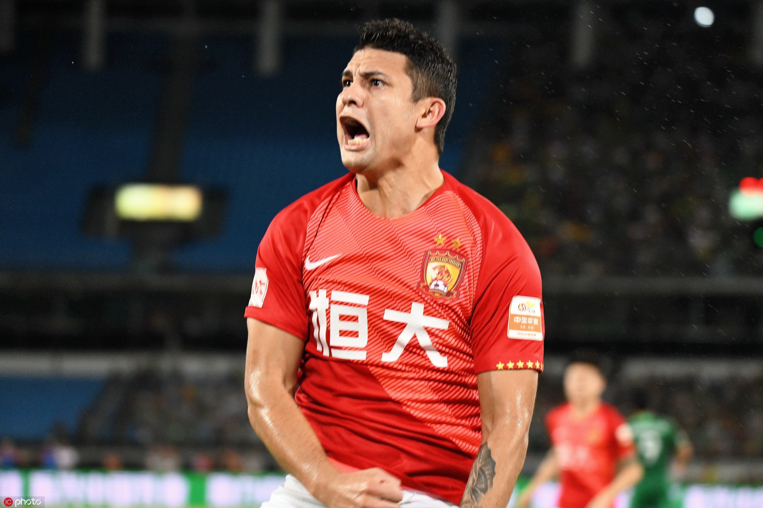 虎扑8月11日讯 在刚结束的中超第23轮北京国安和广州恒大的比赛中