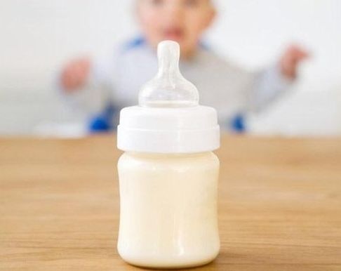 0度的奶粉喝起来烫不烫，水温高对营养影响不大？"