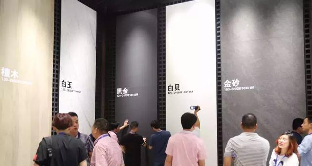 又有7家陶企新建大板瓷砖生产线！40%的800×800mm瓷砖将被取代？