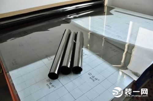 玻璃贴膜怎么贴？3大技巧+价格详情分析