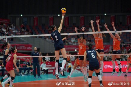 女排世界杯2018中国对荷兰(中国女排九连胜！女排世界杯中国队3-1击败荷兰队)