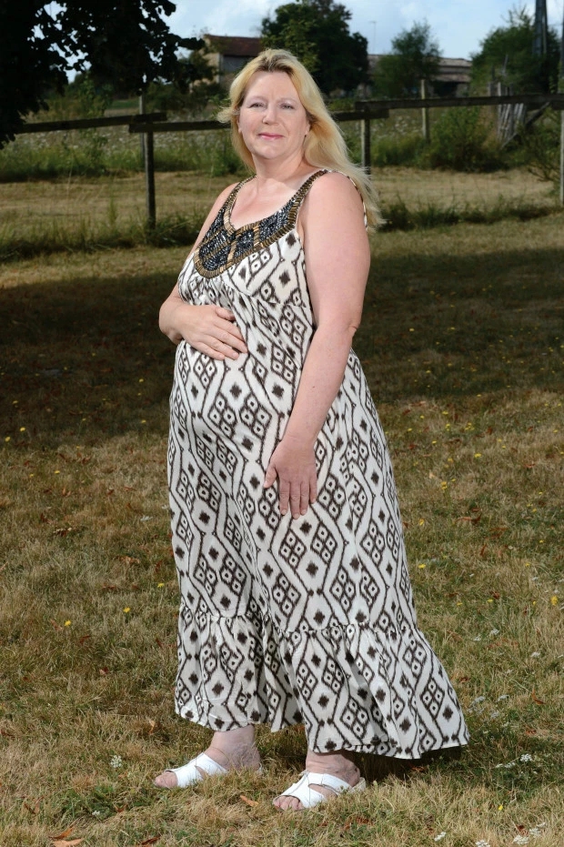 52岁！全球最老代孕妈妈，生过双胞胎三胞胎，准备生第16个