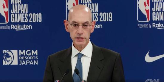 肖华为什么退出nba球员(NBA总裁肖华抵达上海：上海已拆除中国赛路牌，詹姆斯被取消所有行程)