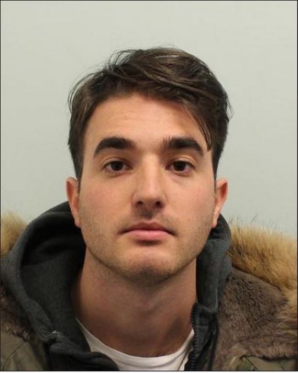 两研究生伦敦夜总会轮流性侵醉酒女子，监控拍下他们竟击掌相庆