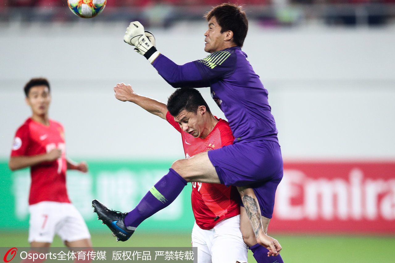 广州恒大总比分0-3不敌日本浦和，无缘晋级亚冠决赛