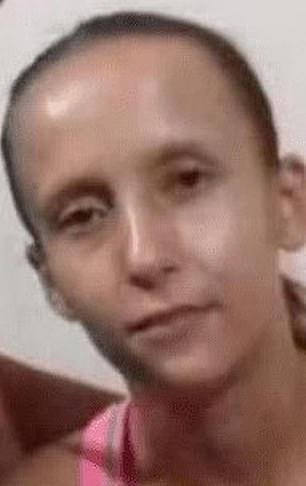 母亲教唆小女儿杀死怀孕的大女儿,还将其肚里的孩子拽出