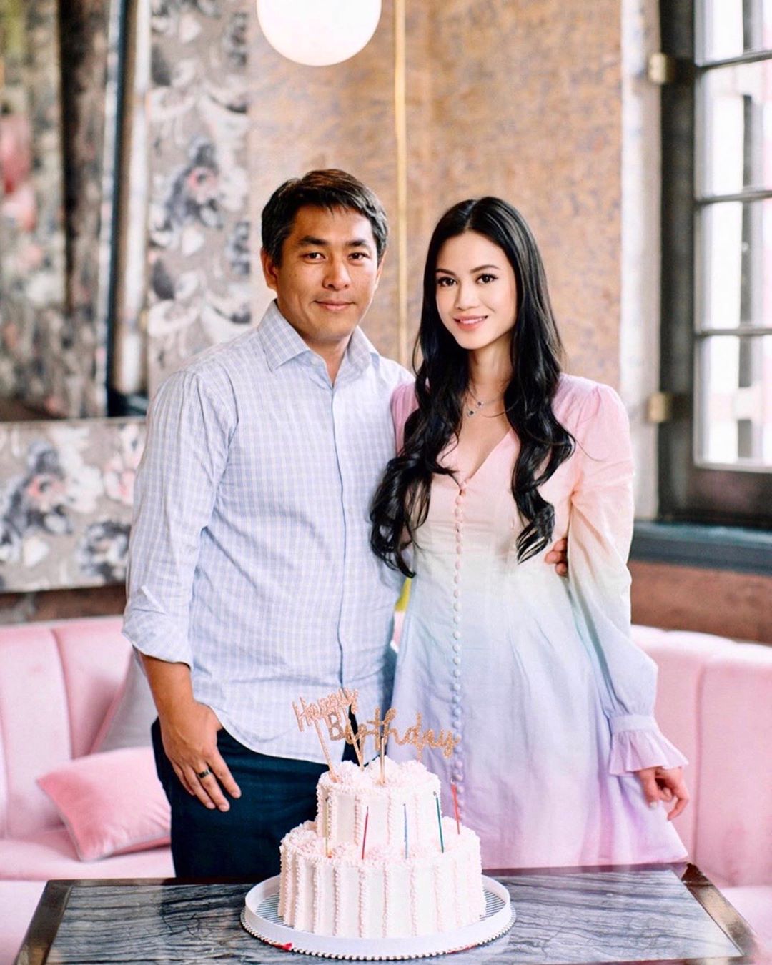 “千亿儿媳”徐子淇为林建岳女儿庆生，香港顶级名媛个个颜值爆表