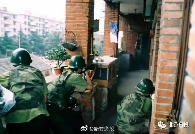 女逃犯劳荣枝落网,