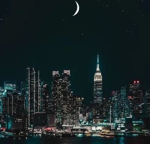 之父：张小龙并不孤独