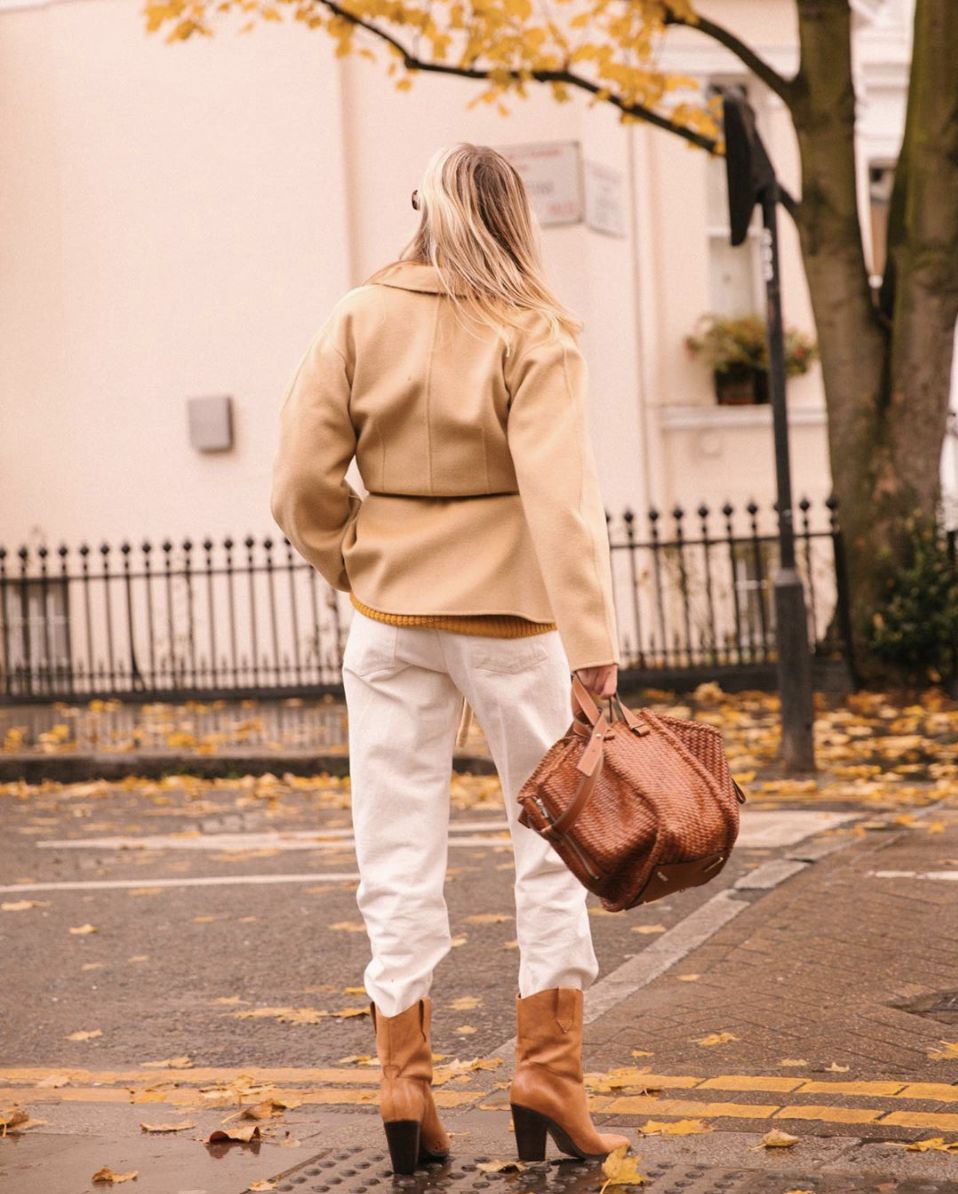 钟楚曦都在裙子里穿秋裤了，抵御老寒腿还有这几招