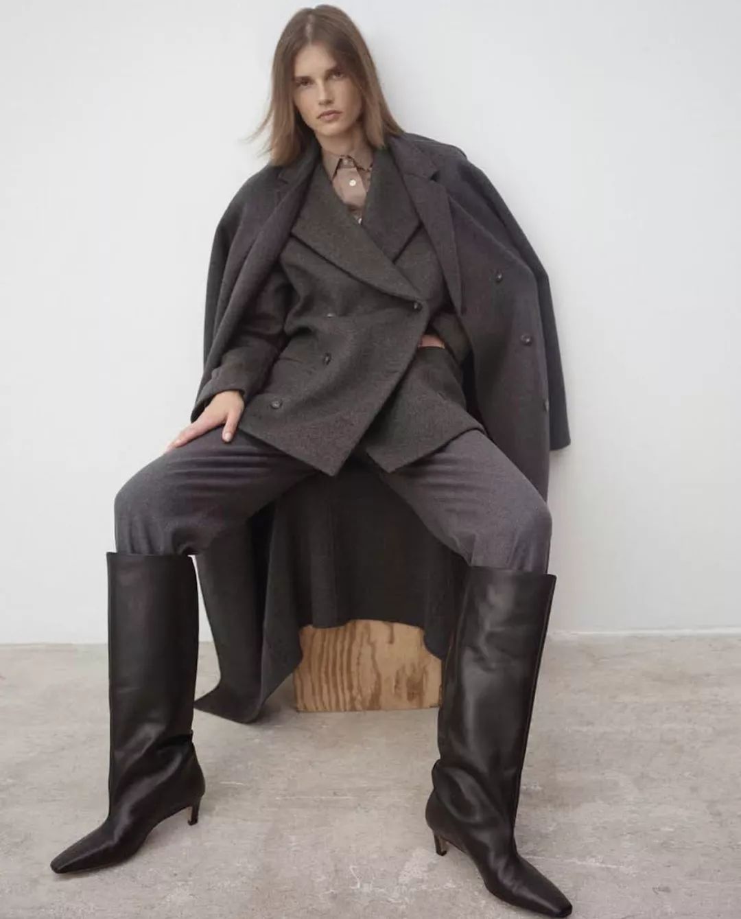 钟楚曦都在裙子里穿秋裤了，抵御老寒腿还有这几招