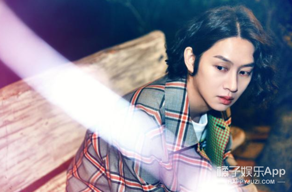 金希澈MOMO恋情证实，两人其实早有迹象，下一步就是结婚了？