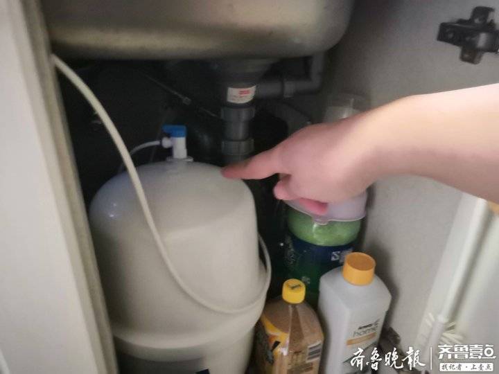 5年免费换滤芯，济南市民买净水器却遭“忽悠”？美的售后回应