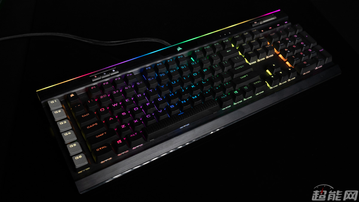 美商海盗船k95 rgb platinum xt机械键盘体验:更好的键帽,为主播而