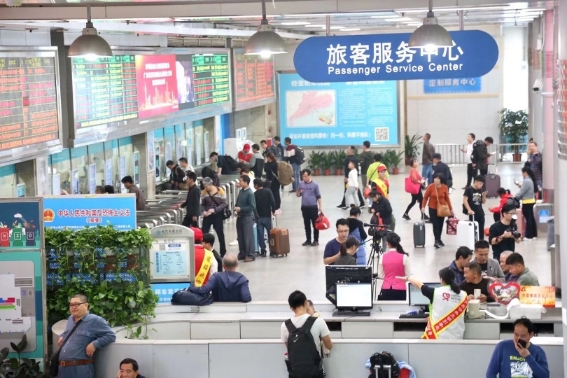 没带身份证？刷脸就可坐客车，省站车票现时充足