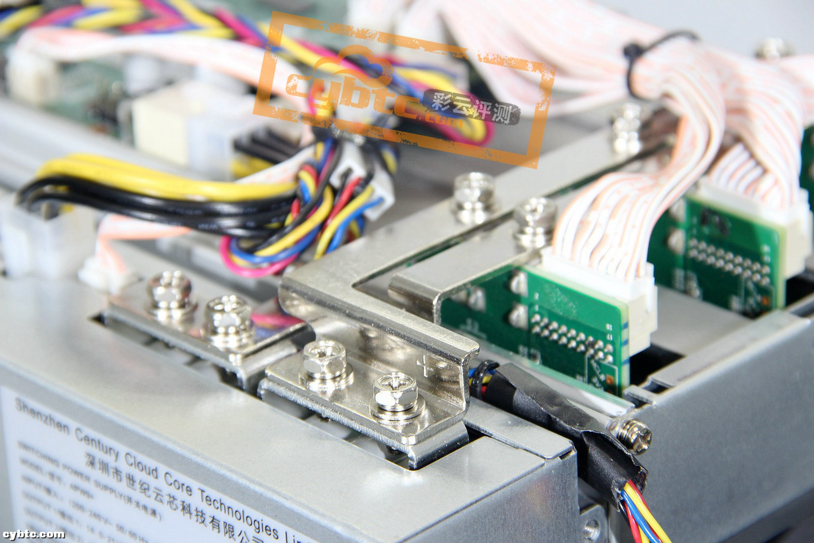 彩云评测 | 比特大陆旗舰比特币矿机蚂蚁S17+ 76T