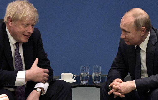 英国刚刚发表声明，俄罗斯高官就说“泼了冷水”。约翰逊和普京总统商量，试图改善与俄罗斯的关系。